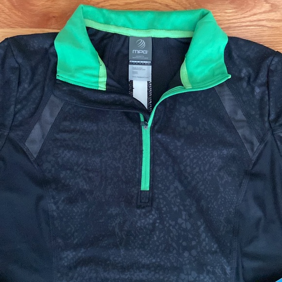 MPG NWT Mondetta Reflective Quarter Zip Cooling Running Top - Picture 6 of 16